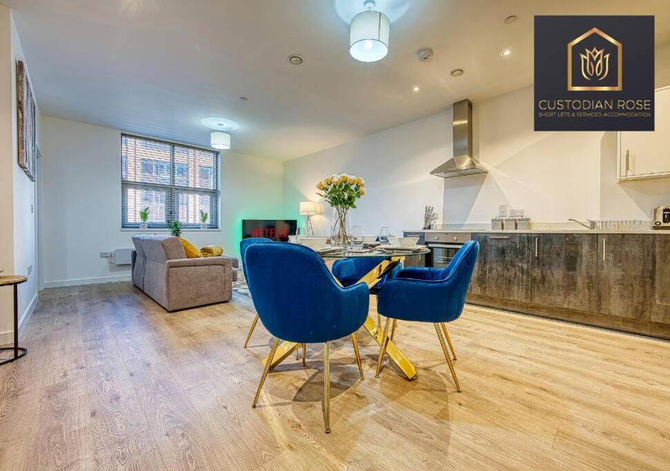Two Bedroom - Central Peterborough - New Year Discount Εξωτερικό φωτογραφία